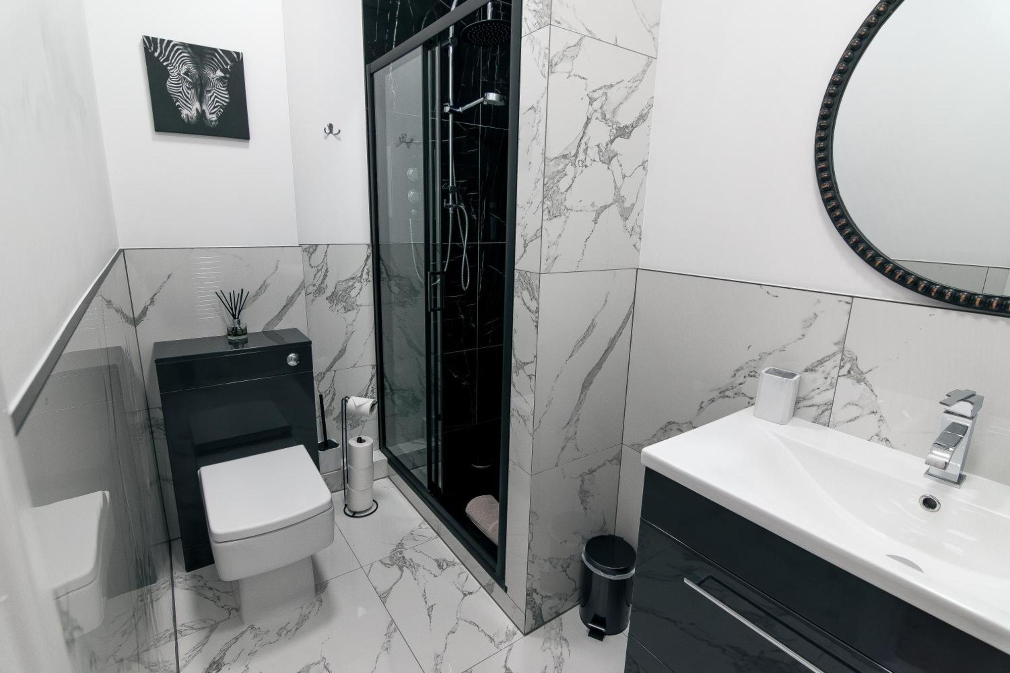 Modern Apartment In Aberdeen City Centre, Guild Street, Free Wifi 外观 照片